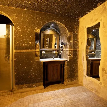 Antique Terrace Cave غوريمِيه