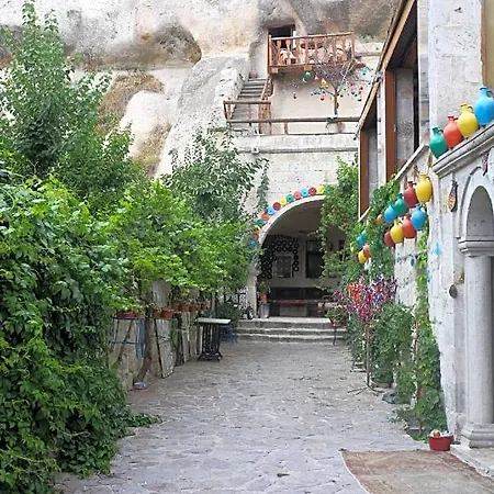 Antique Terrace Cave 3*